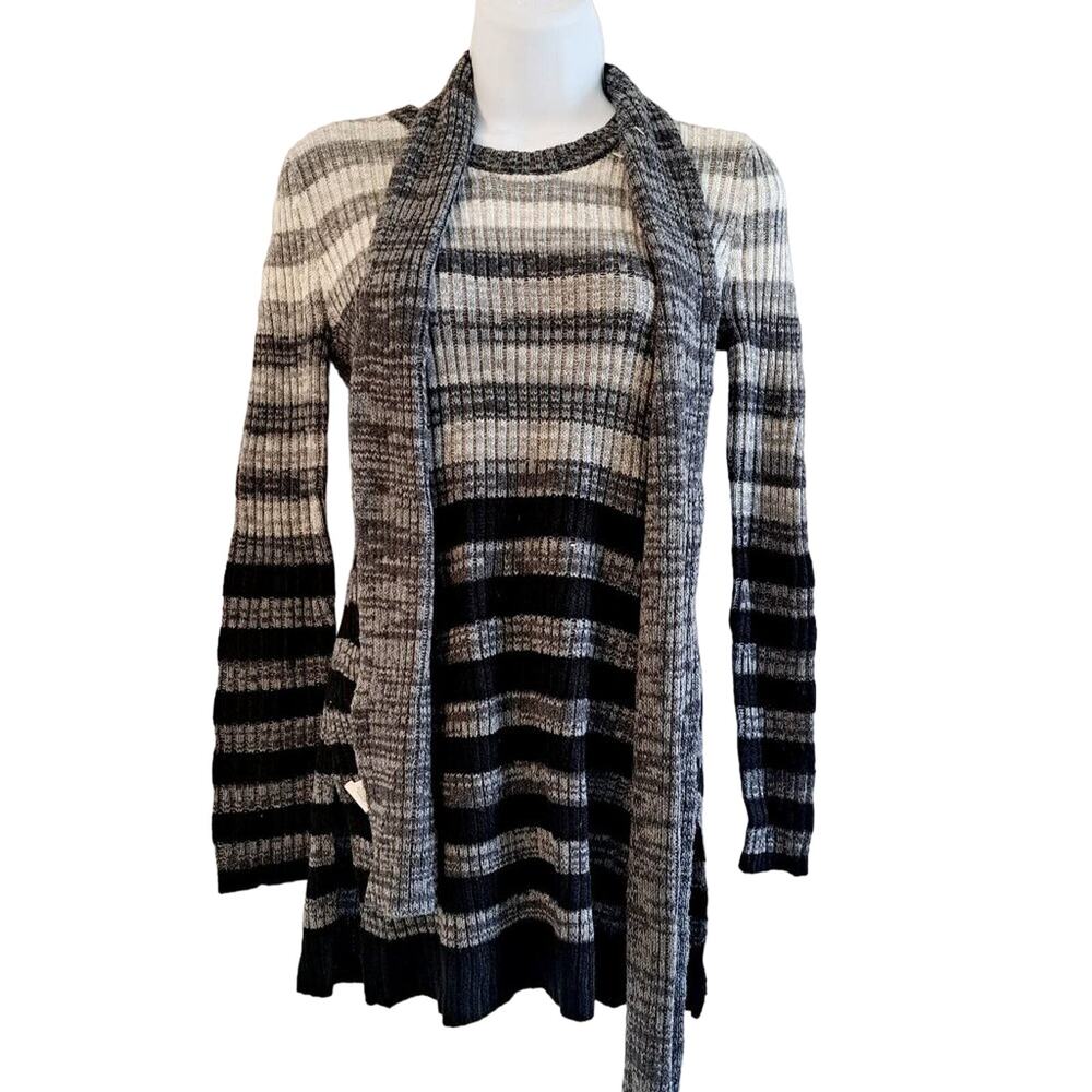 Hooked Up Tunic Sweater and Scarf Set